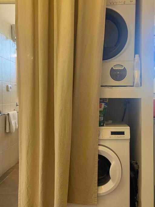 Home In エルサレム エクステリア 写真